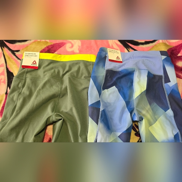 2 Reebok Women's Printed High Rise 7/8 Leggings With Side Pockets. - Picture 5 of 15